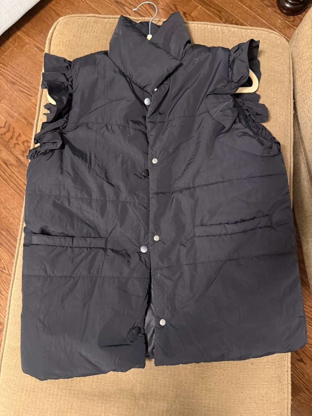 Black Puffy Ruffle-Trim Vest